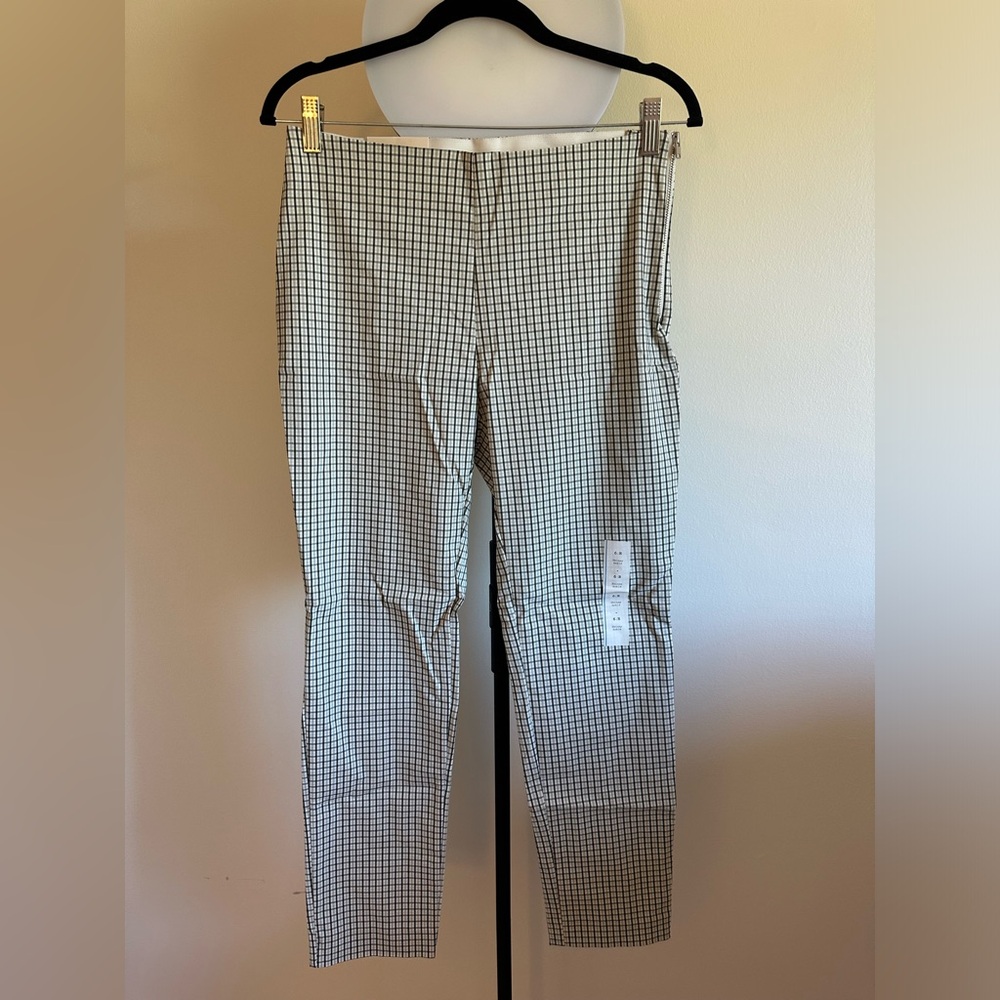 A New Day skinny stretch pants, size 6